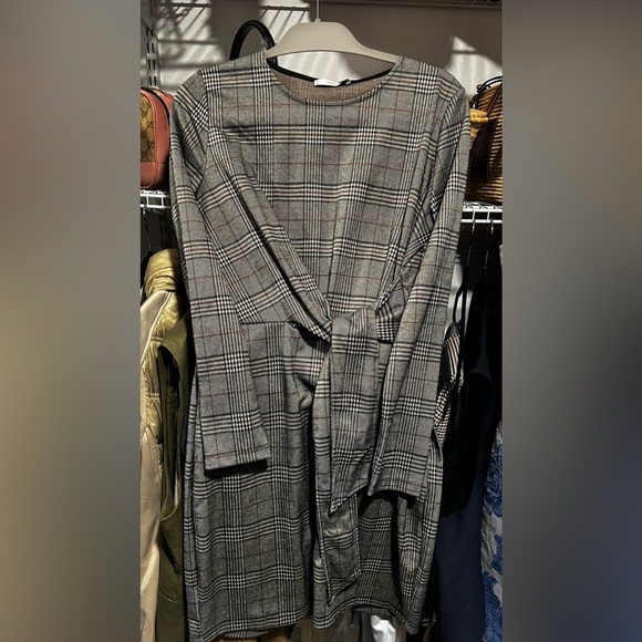 Mango Dress - Picture 2 of 3